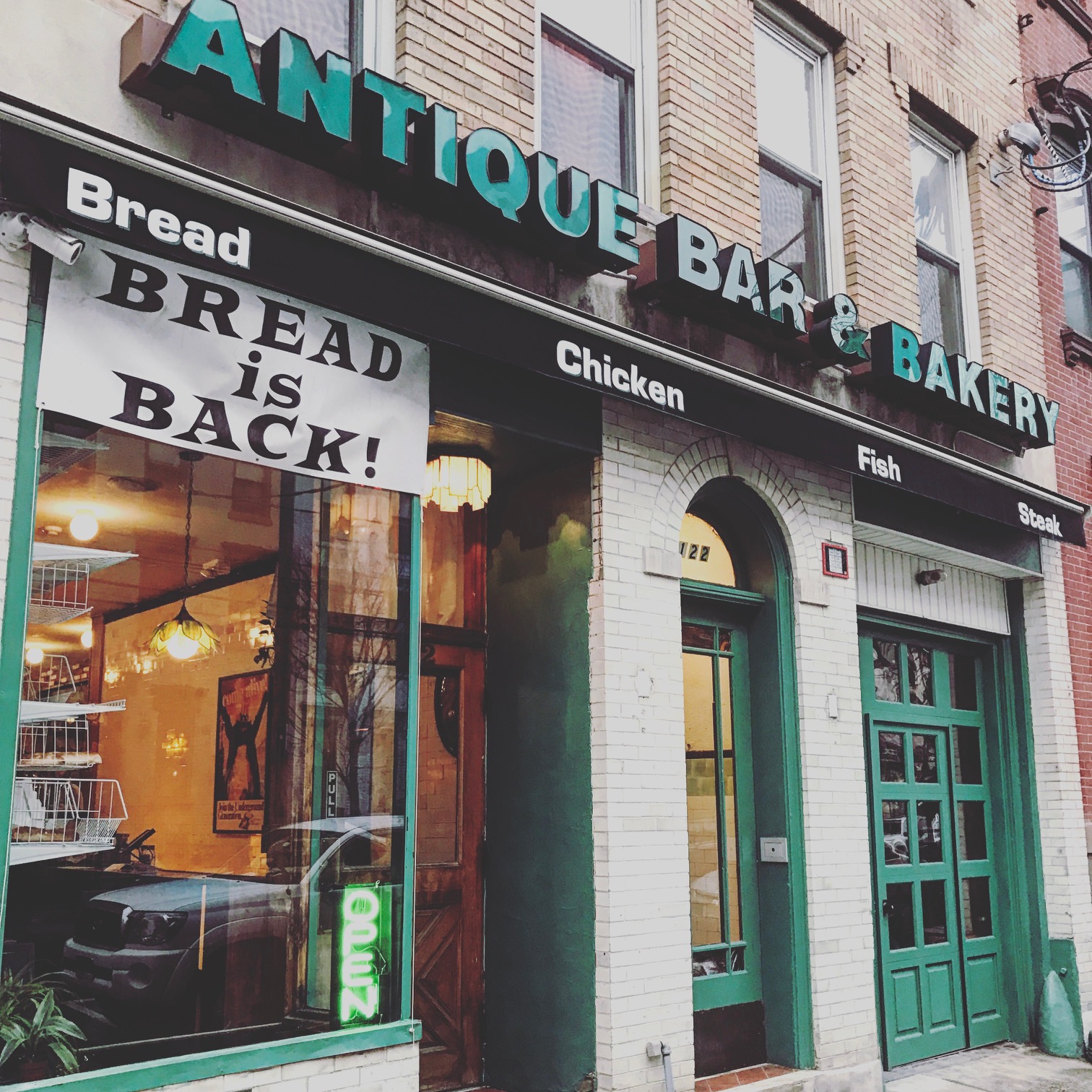 antique-bar-and-bakery-hoboken744