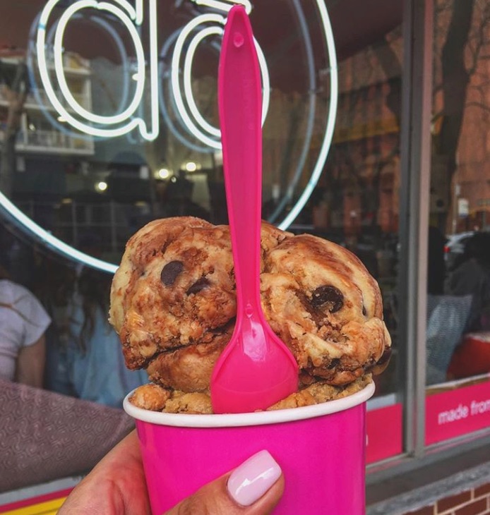 do-cookie-dough-nyc-instagram-7girlboss7